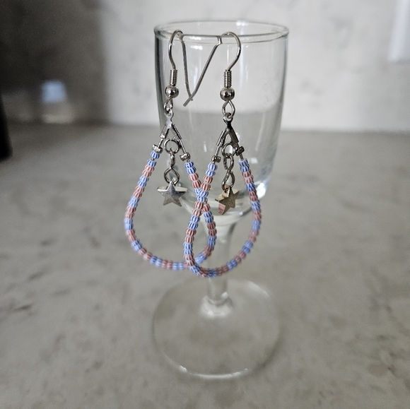 Patriotic Earrings - Picture 2 of 4